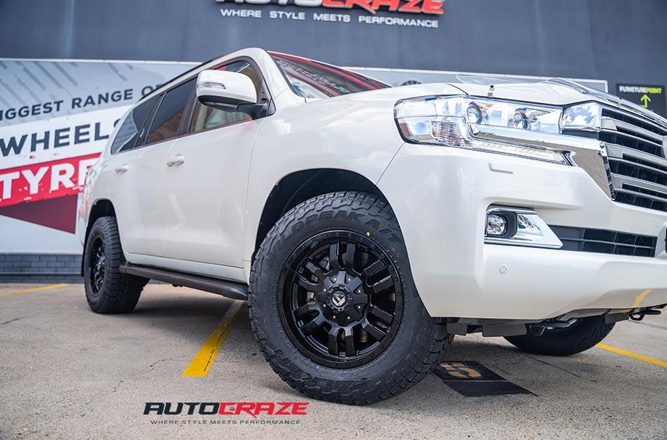 TOYOTA LANDCRUSIER SLEDGE MATTE BLACK
